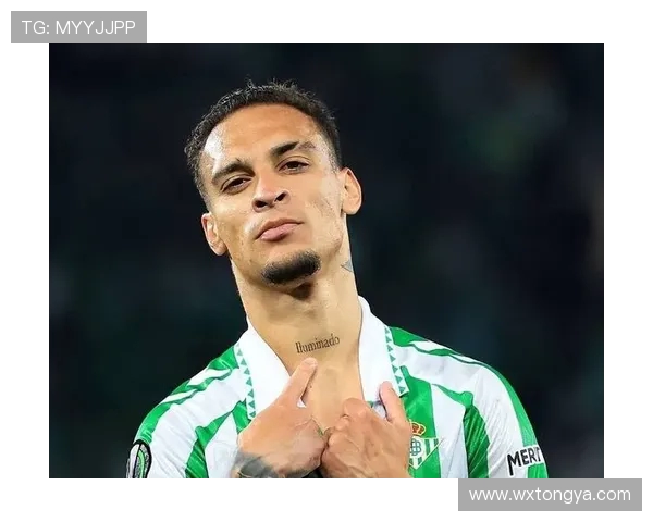 马卡:安东尼转会费2500万欧元将飞往西班牙完成交易 马卡:安东尼转会费2500万欧元将飞往西班牙完成交易