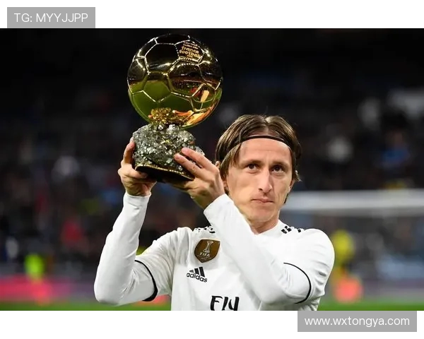 莫德里奇打进米兰生涯首球助球队获胜表达喜悦之情 莫德里奇打进米兰生涯首球助球队获胜表达喜悦之情