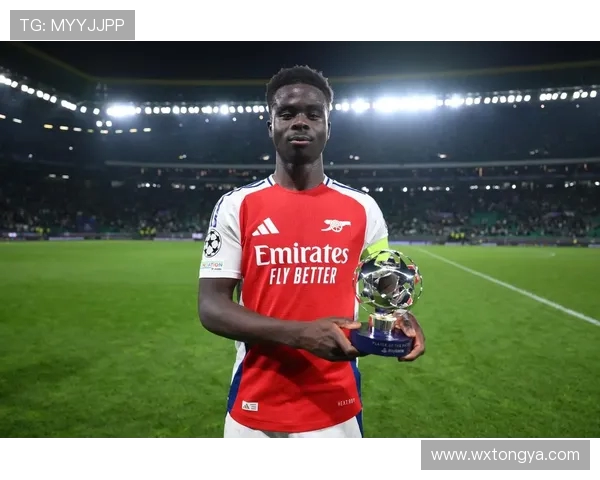 萨卡与道曼因达成英超重要里程碑荣获官方特别纪念奖彰显非凡成就 萨卡与道曼因达成英超重要里程碑荣获官方特别纪念奖彰显非凡成就